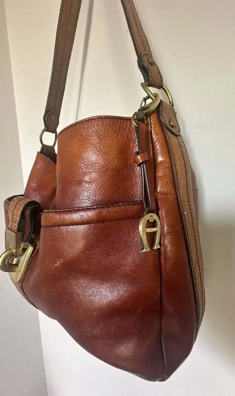 Etienne Aigner Vintage Brown Leather Hobo Shoulder Bag with Gold-Tone Hardware
